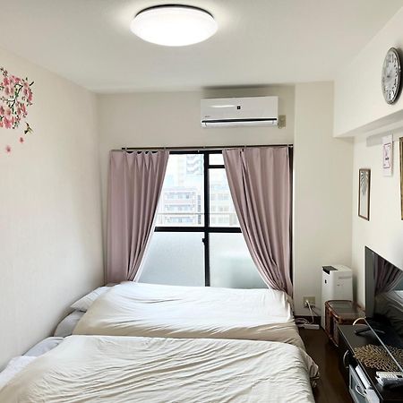 駅南うちやまビル1 Daire Fukuoka  Dış mekan fotoğraf