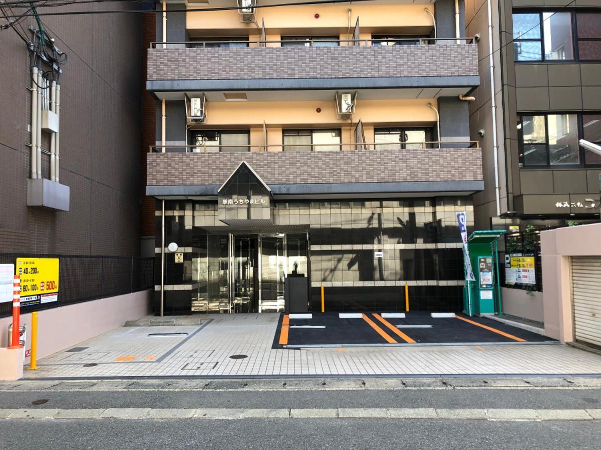 駅南うちやまビル1 Daire Fukuoka  Dış mekan fotoğraf