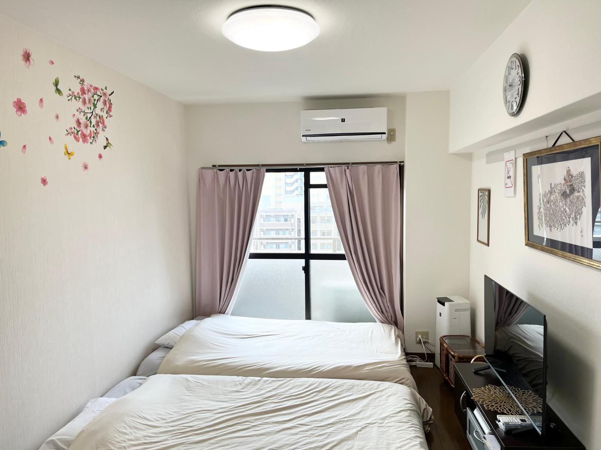 駅南うちやまビル1 Daire Fukuoka  Dış mekan fotoğraf